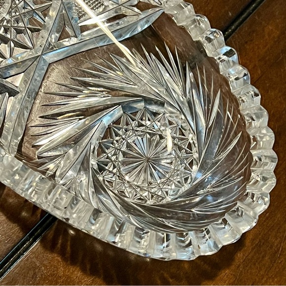 Vintage American Brilliant Cut Glass Crystal Relish Dish – Starburst Pattern - Picture 5 of 13